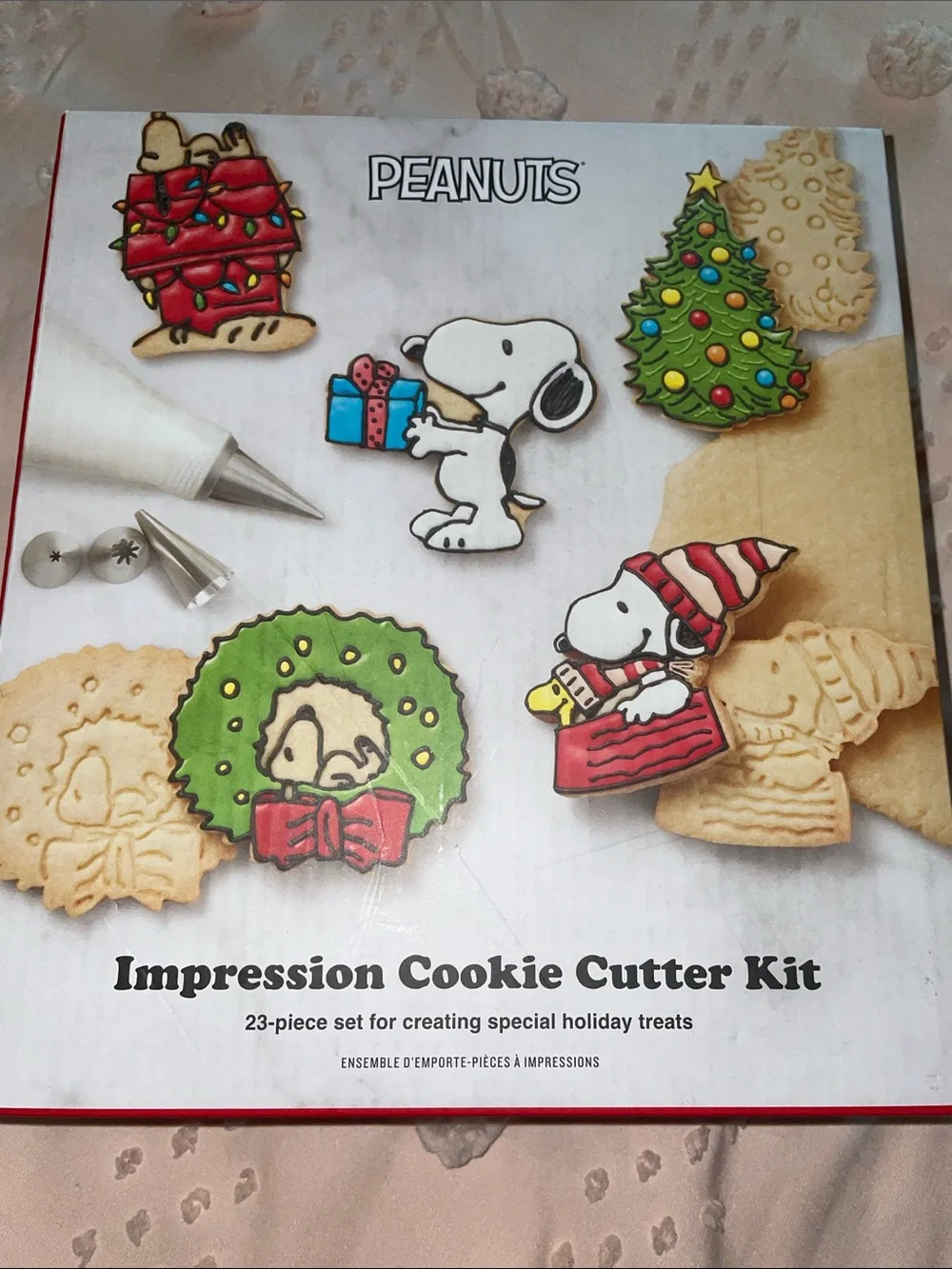 Williams Sonoma Peanuts Impression Cookie Cutter Kit